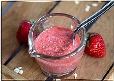 Strawberry frozen yogurt recipe.