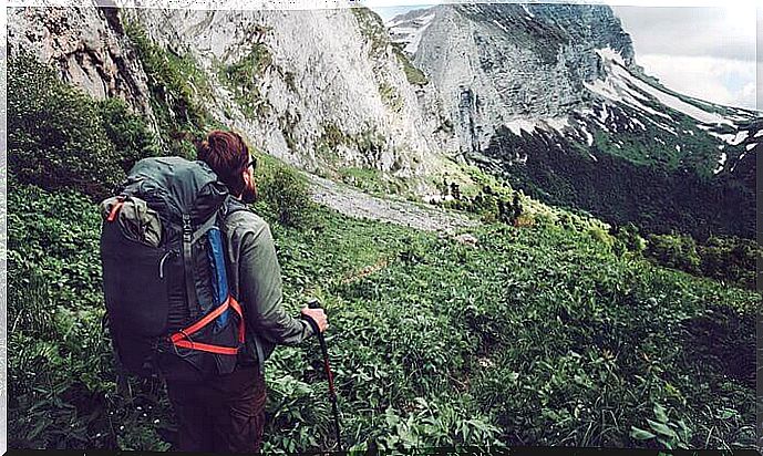 hiking to help your heart function