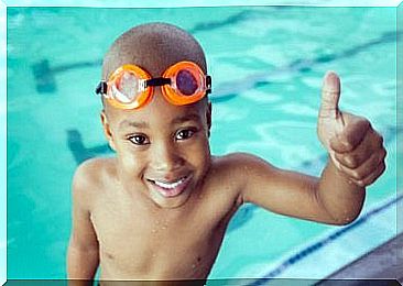 Difference between dry and secondary drowning.