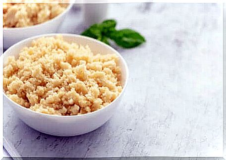 A bowl of couscous.